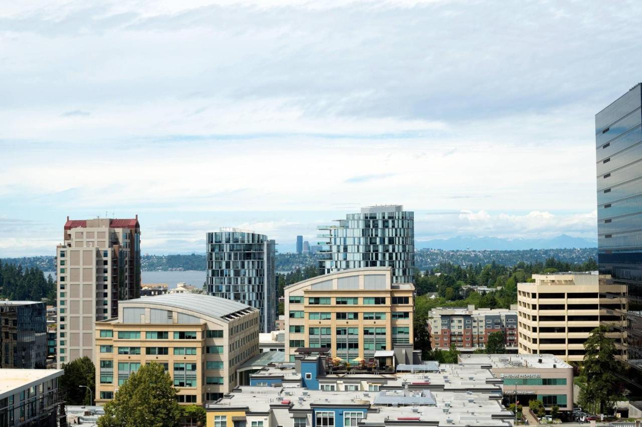 Seattle Marriott Bellevue Hotel Exterior photo