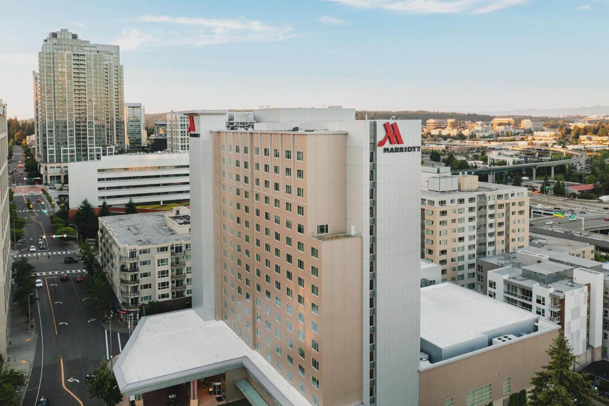 Seattle Marriott Bellevue Hotel Exterior photo