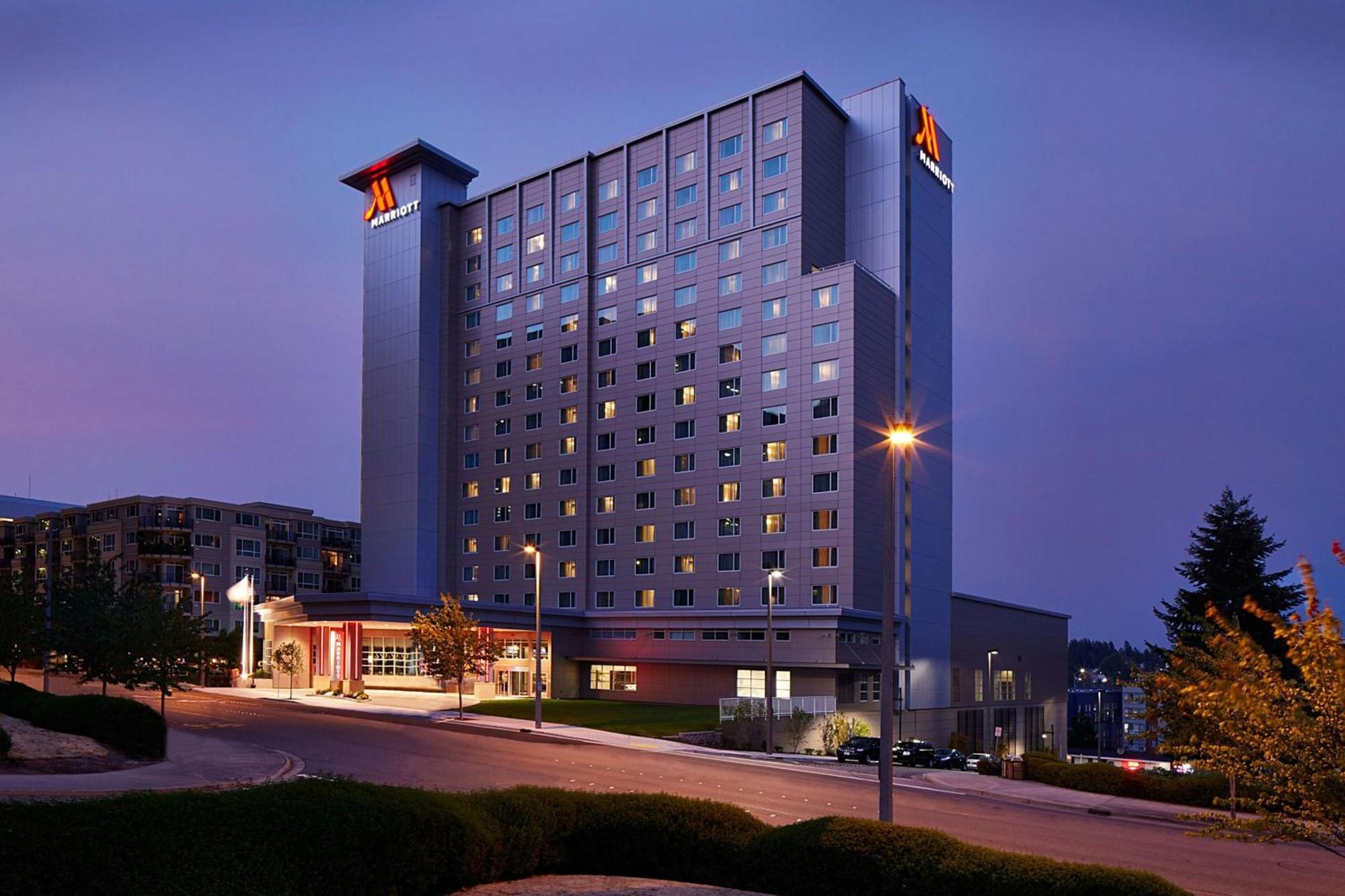 Seattle Marriott Bellevue Hotel Exterior photo